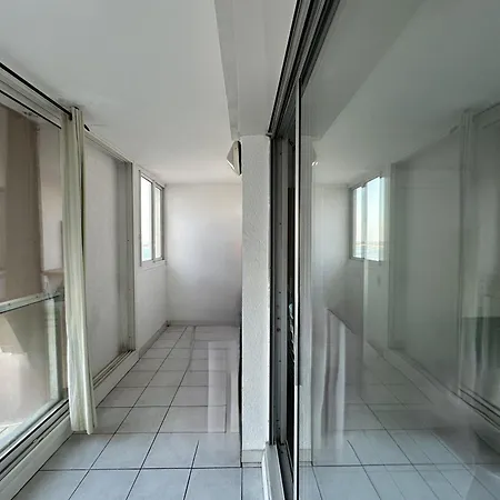 T2 Avec Loggia, Proche Plage, Avec Piscine - Fr-1-472-209 Apartment *